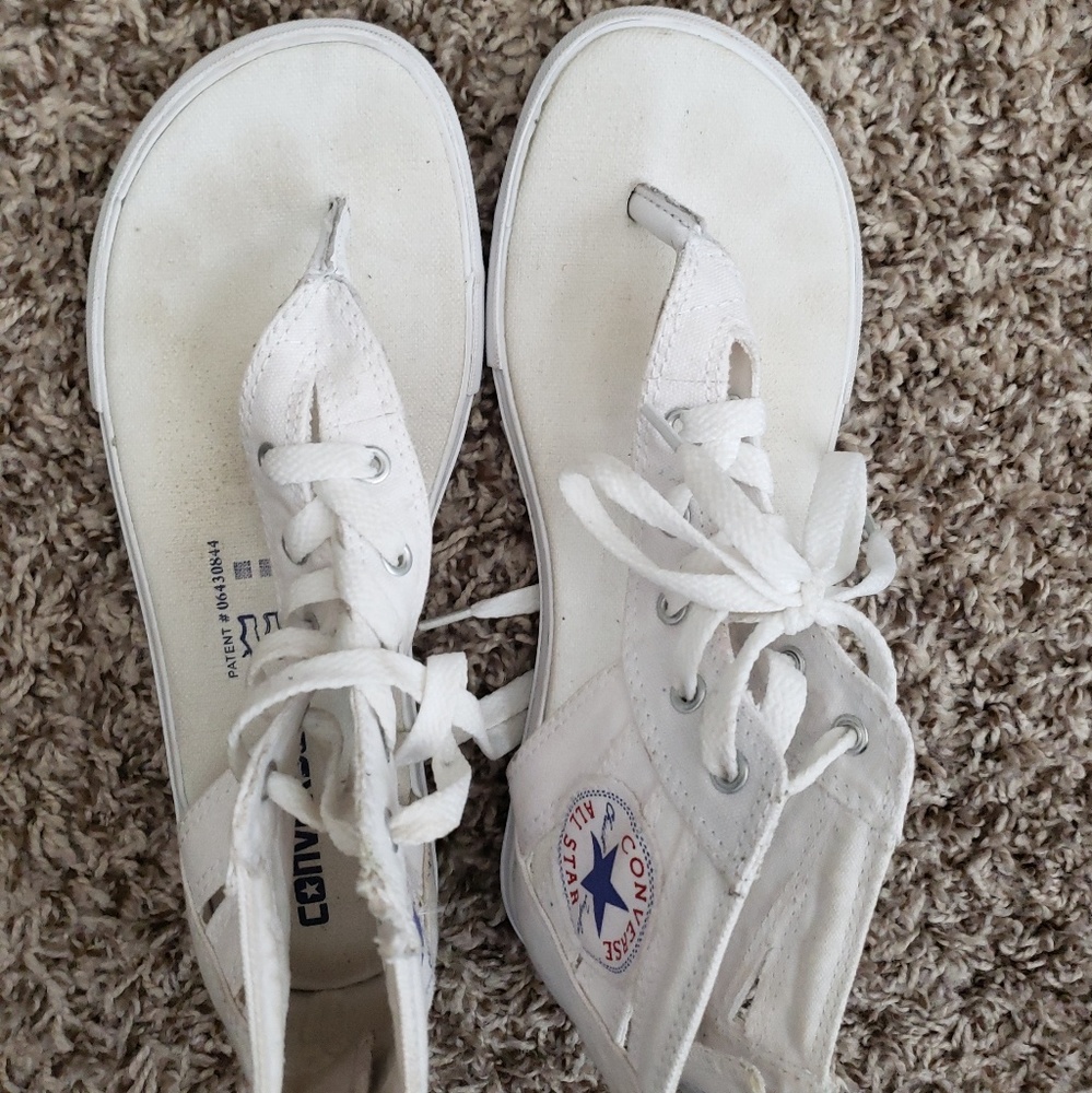 Converse Chuck Taylor Sandals